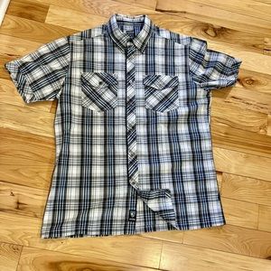 Kuhl short sleeve button down with pockets